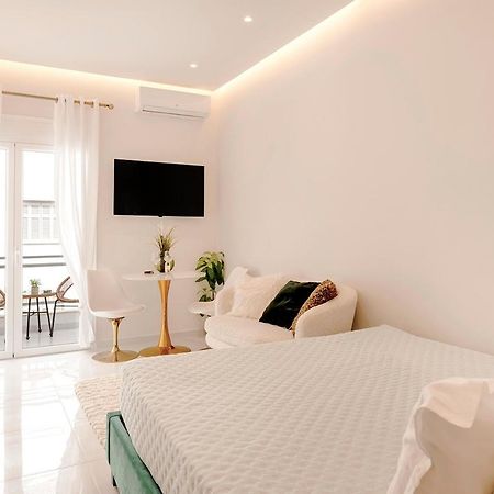 אתונה Boutique3436 Luxury Apartment מראה חיצוני תמונה