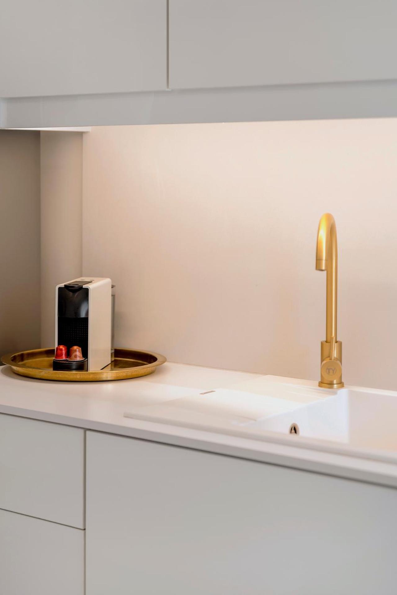 אתונה Boutique3436 Luxury Apartment מראה חיצוני תמונה